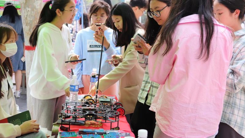 数据中台：企业数字化转型的中枢神经